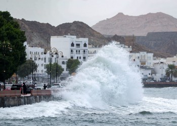 عمان تطالب سكان هذه المناطق بإخلاء منازلهم بسبب إعصار شاهين