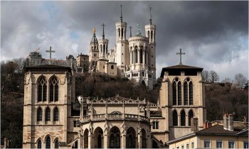 216 ألف ضحية.. جرائم جنسية ضد الأطفال في كنيسة فرنسا منذ عام 1950
