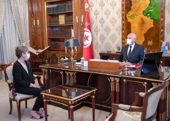 حكومة تونس الجديدة.. موالون لقيس سعيد يقسمون على دستور معطل