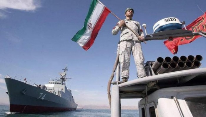 سرب بحري إيراني يرسو في سلطنة عمان.. ما مهمته؟