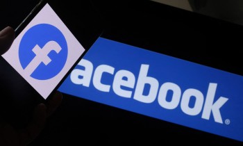 وثائق داخلية مسربة: "فيسبوك" تورط في تضليل مستخدميه عمدا