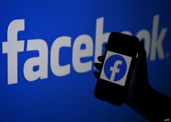 دراسة: 1 من كل 8 مستخدمين مدمنون على "فيسبوك"