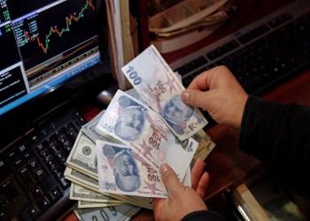 تقديرات: بنوك الخليج في تركيا بأمان مع تقلب سعر الليرة