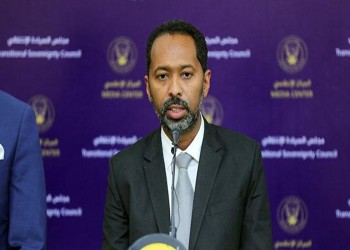 السودان.. السلطات تفرج عن وزير شؤون مجلس الوزراء خالد عمر (صور)