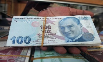 الأدنى على الإطلاق.. الليرة التركية تهوي إلى مستوى تاريخي أمام الدولار