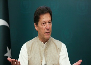 خان: دعم أفغانستان واجب.. ويجب وقف انتهاكات الهند وإسرائيل (فيديو)
