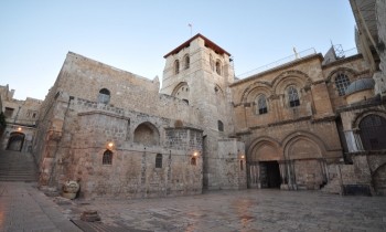 قادة كنسيون يتهمون جماعات إسرائيلية بطرد المسيحيين من القدس المحتلة