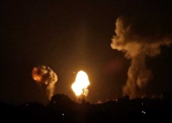 مصر تتوسط للتهدئة بين إسرائيل وغزة بعد تبادل إطلاق صواريخ