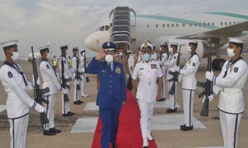 رئيس الأركان السعودي يزور سلطنة عمان وسط تصعيد مع الحوثيين