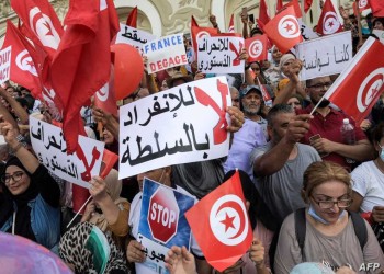 استنكرا التوظيف السياسي لكورونا.. "النهضة" و"العمال" يرفضان منع التظاهر بذكرى الثورة التونسية