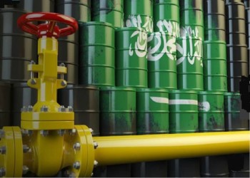 داخل أوبك+.. السعودية تستعيد صدارة منتجي النفط من روسيا