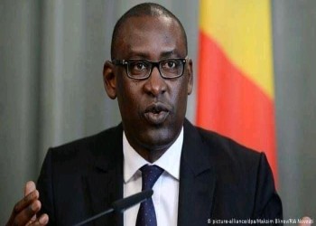 مالي تطلب إعادة النظر بمعاهدة الدفاع مع فرنسا