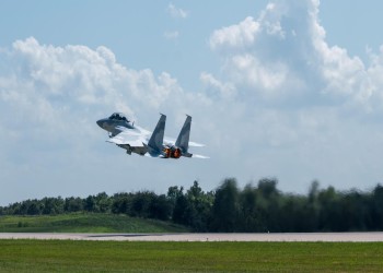 تقارير: 170 طيارا قطريا يتدربون على قيادة إف-15 المعدلة بأمريكا