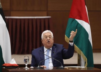 فتح تجدد اختيار محمود عباس رئيسا لمنظمة التحرير الفلسطينية