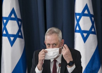 إصابة وزير الدفاع الإسرائيلي بيني جانتس بكورونا