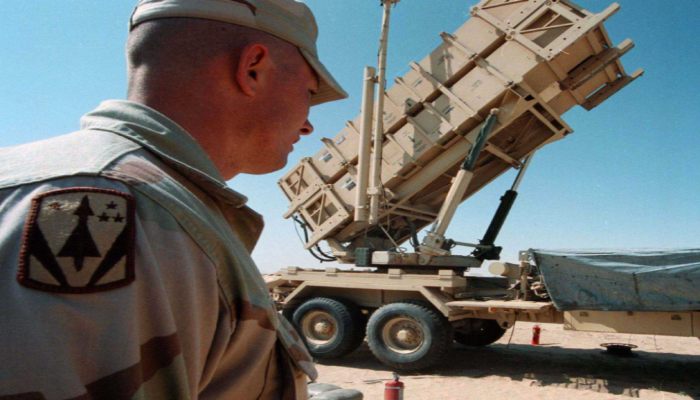 الجيش الأمريكي يعلن مساعدة القوات الإماراتية في اعتراض صاروخين باليستيين