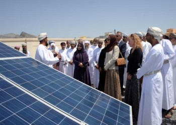 بشراكة سعودية.. عمان تفتتح أكبر مشروع للطاقة الشمسية