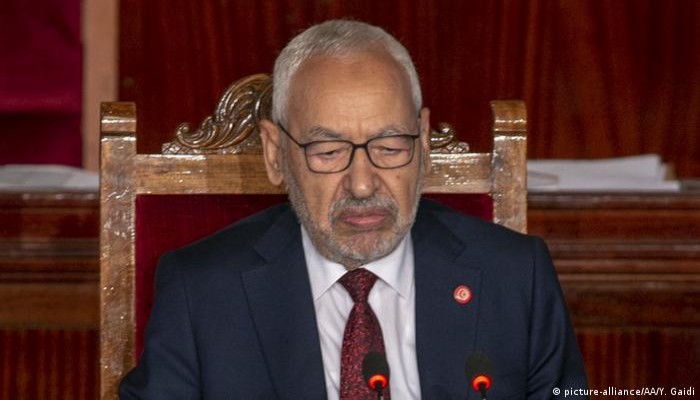 قيادي سابق بالنهضة: الرئيس التونسي اعترض على وضع الغنوشي بالإقامة الجبرية