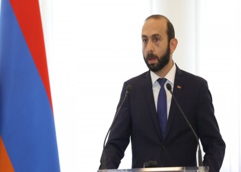 بعد عقود من العداء.. وزير خارجية أرمينيا يزور تركيا ‎‎