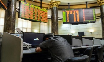 مصر.. انكماش القطاع غير النفطي يزداد في يناير
