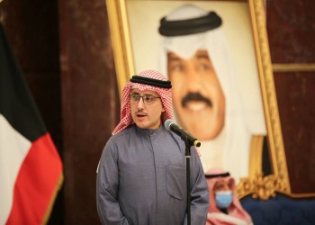 وزير خارجية الكويت يطلب تحقيقا في عرض فيديو مخل بقاعة البرلمان