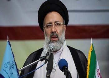 الرئيس الإيراني يتهم بايدن بالتمسك بسياسات ترامب حيال بلاده