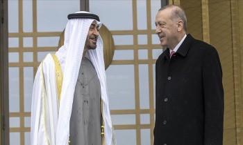 سفير تركيا بالإمارات يتوقع نموا أكبر للعلاقات الاقتصادية بين البلدين