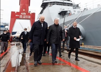 قطر تتسلم سفينة "الشمال" من تركيا بحضور وزيري دفاع البلدين