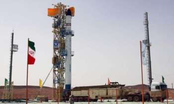 الحرس الثوري الإيراني يضع القمر الصناعي العسكري نور-2 في مداره