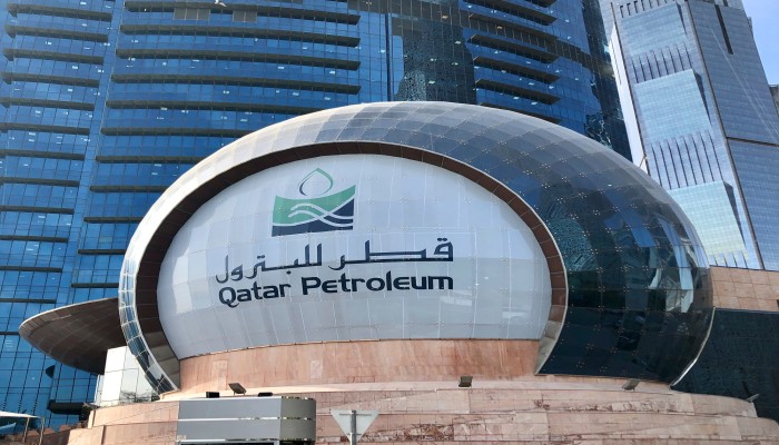 قطر للبترول ترفع أسعار النفط الخام في أبريل