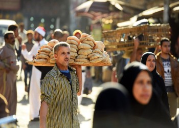 عن خفض الجنيه وقفزات الأسعار في مصر