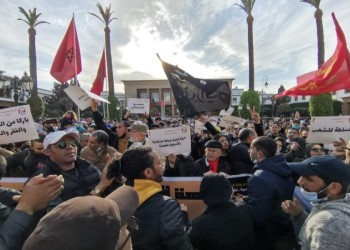 إثر احتجاجات.. المغرب يدعم الوقود المخصص لشركات النقل