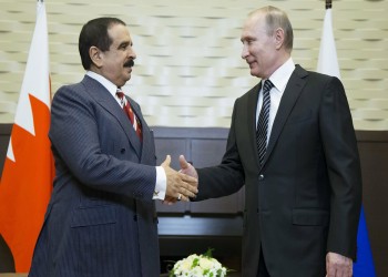 ملك البحرين وبوتين يبحثان سبل حل الأزمة الأوكرانية سلميا