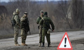أوكرانيا تسلم روسيا 9 جنود أسرى مقابل إطلاق سراح رئيس بلدية