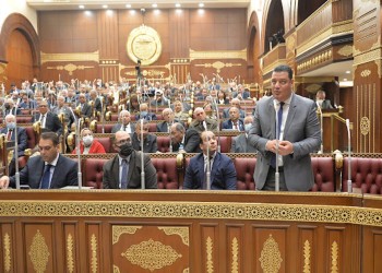 مصر.. مجلس الشيوخ يوافق على تعديلات قانون العمل الأهلي المثير للجدل