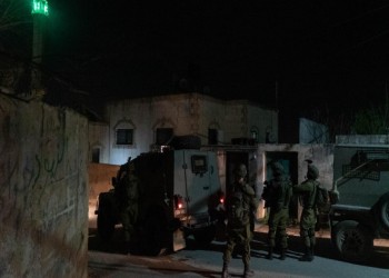 الاحتلال الإسرائيلي يقتحم بلدة منفذ عملية تل أبيب