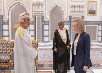 السلطان هيثم يبحث مع وزيرة خارجية بريطانيا قضايا إقليمية ودولية