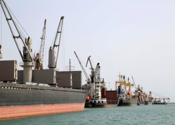 جماعة الحوثي تعلن وصول أول سفينة نفطية إلى الحديدة منذ بدء الهدنة