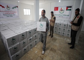 مبادرة تركية لتوزيع طرود رمضانية على أسر فقيرة في غزة
