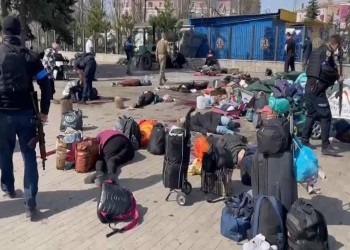 مشاهد قاسية.. مقتل 30 مدنيا بقصف روسيا محطة قطار أوكرانية