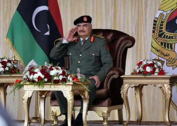 جون أفريك: حفتر يحكم شرق ليبيا بالإعدام والإخفاء والمحسوبية والابتزاز