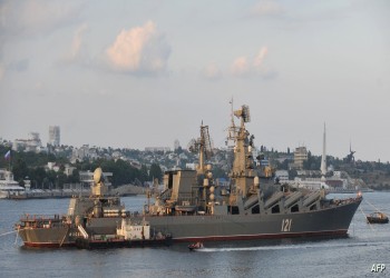 أوكرانيا تعلن استهداف وتدمير سفينة عسكرية روسية بالبحر الأسود