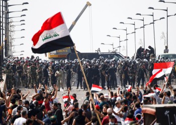 مئات العراقيين يتظاهرون في بغداد احتجاجا على تأخر تشكيل الحكومة