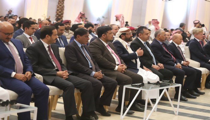 اليمن.. مجلس القيادة الرئاسي الجديد يؤدي اليمين الدستورية في عدن