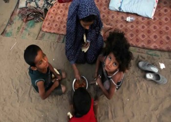 موائد الإفطار باليمن بلا أطعمة بعد زيادة معدلات الفقر والحرب