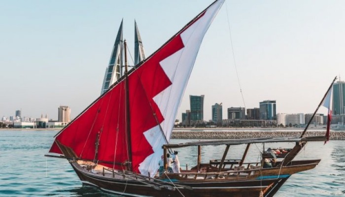 موديز تغير نظرتها لاقتصاد البحرين من سلبية إلى مستقرة