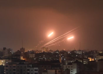 إسرائيل تزعم إطلاق صاروخين من قطاع غزة