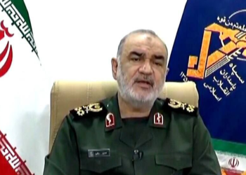 لأول مرة.. قائد الحرس الثوري الإيراني يتحدث من غزة ويتوعد إسرائيل (فيديو)
