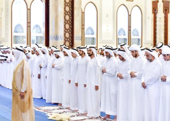 دبي تمنح الإقامة الذهبية لأئمة وخطباء ومؤذنين.. بشرط