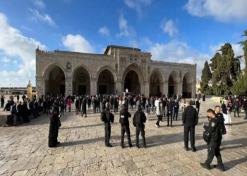 الخارجية الفلسطينية تعتبر اقتحام الأقصى إعلانا رسميا بالحرب الدينية